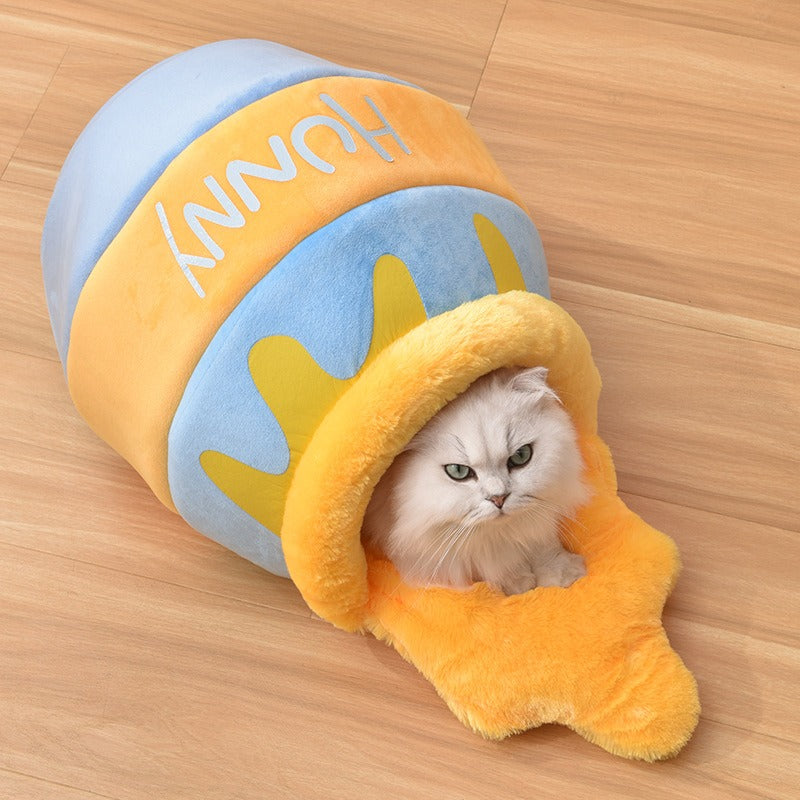 Pooh-Themed Cozy Pet Nest - Plush Cartoon Cat & Dog Bed with Canned Honey Design