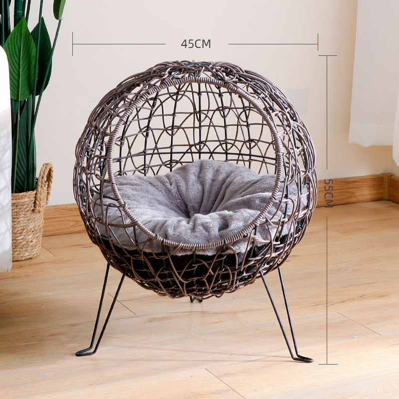 Elegant Semi-Closed Rattan Cat Nesting Bed- Cozy Handwoven Bed